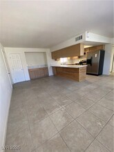 4131 Gannet Cir in Las Vegas, NV - Foto de edificio - Building Photo