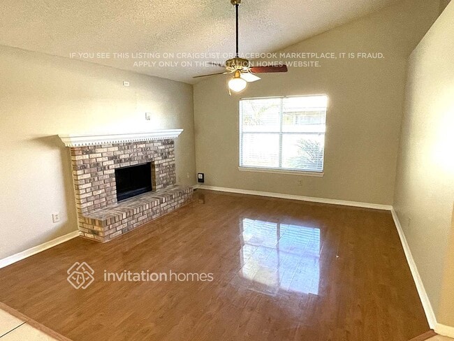 842 Shriver Cir in Lake Mary, FL - Foto de edificio - Building Photo