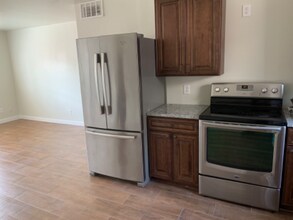 2024 NW 26th St in Oklahoma City, OK - Building Photo - Building Photo