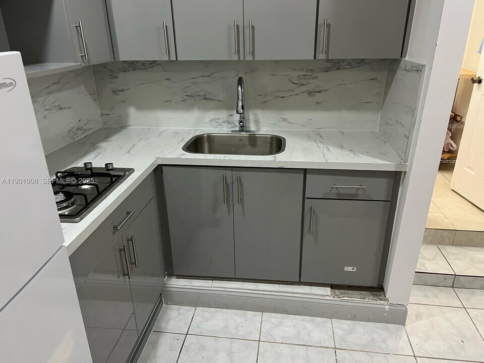 14331 SW 286th St in Homestead, FL - Building Photo