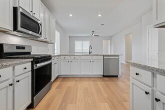1139 Campside Dr in Beasley, TX - Building Photo - Building Photo