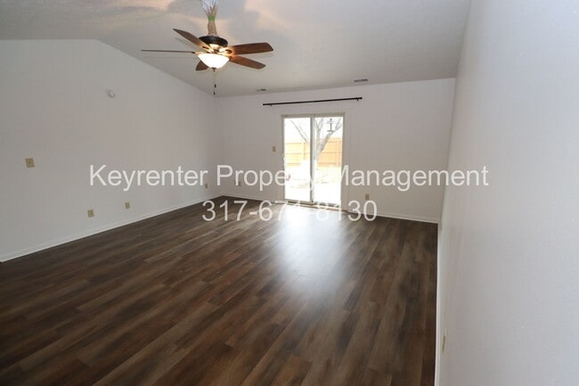 11156 Fall Dr in Indianapolis, IN - Building Photo - Building Photo