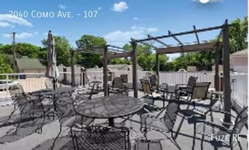 2040 Como Ave in St. Paul, MN - Building Photo - Building Photo