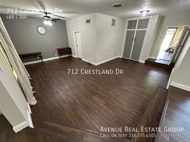 712 Crestland Dr in Ballwin, MO - Building Photo - Building Photo