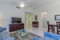 1341 Seagrape Cir in Weston, FL - Building Photo - Building Photo