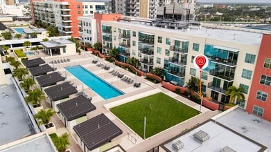 1208 E Kennedy Blvd in Tampa, FL - Building Photo - Building Photo