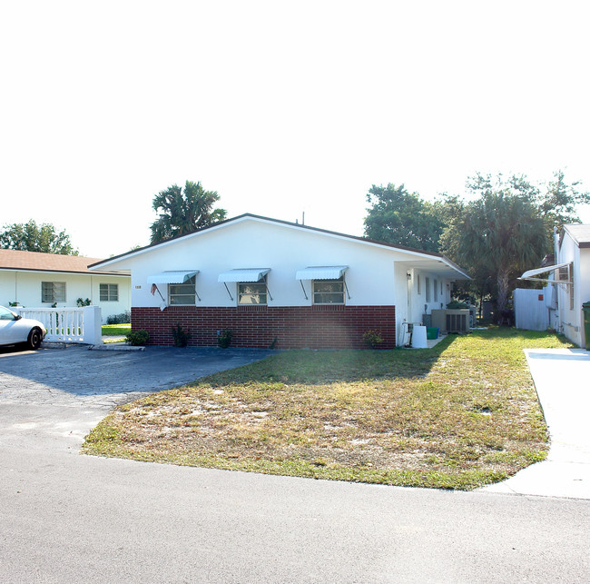 1320-1330 SW 34th Ave in Fort Lauderdale, FL - Building Photo - Building Photo