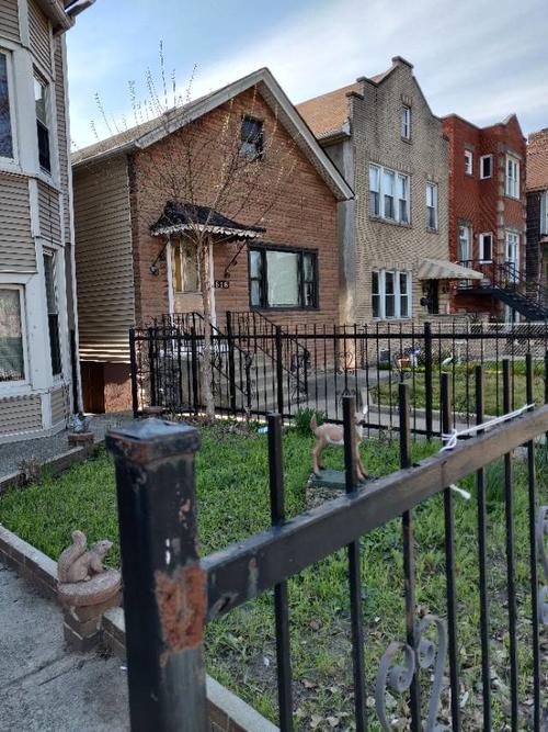 818 S Bell Ave in Chicago, IL - Building Photo - Building Photo