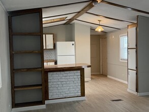 913 Elm St in Mandan, ND - Building Photo - Building Photo