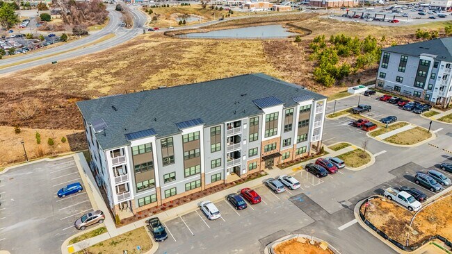 3800 Maze Runner Dr in Midlothian, VA - Building Photo - Building Photo
