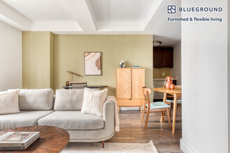354 E 91st St in New York, NY - Building Photo - Building Photo