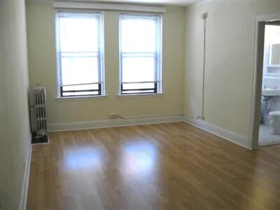 3335 W Diversey Ave, Unit A09C in Chicago, IL - Building Photo - Building Photo