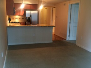 819 Virginia St, Unit The Cosmopolitan in Seattle, WA - Building Photo - Building Photo