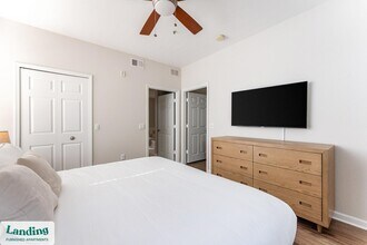 2801 Biltmore Park Dr in Orlando, FL - Foto de edificio - Building Photo