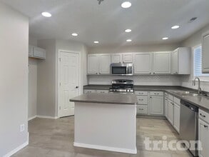 10220 Nacimiento St NW in Albuquerque, NM - Building Photo - Building Photo