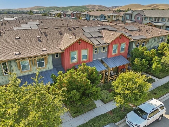 454 Persimmon Common in Livermore, CA - Building Photo - Building Photo