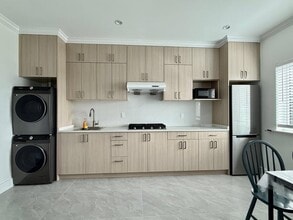 1538 61st Av E in Vancouver, BC - Building Photo - Building Photo