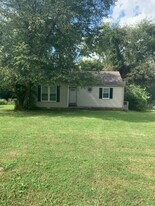 302 Kent Rd in Nashville, TN - Building Photo