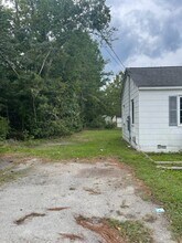 2108 Thompson Dr in Newport, NC - Building Photo - Building Photo