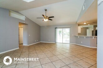 525 SW 23rd Terrace in Cape Coral, FL - Building Photo - Building Photo