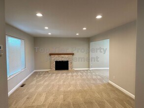 1107 Polson Cir in Martinez, CA - Building Photo - Building Photo