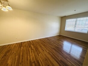 112 S Whitney St in Hartford, CT - Building Photo - Building Photo