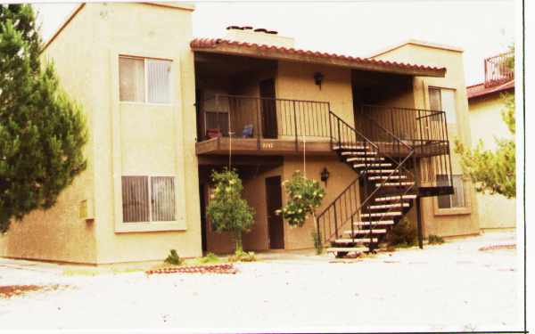 Charleston Heights in Las Vegas, NV - Building Photo - Building Photo