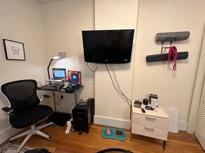 11 Irving St, Unit 2 in Boston, MA - Building Photo - Building Photo