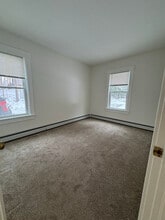 274 Gibbons Hwy in Wilton, NH - Building Photo - Building Photo