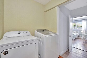 1004 NE 26th Ave in Pompano Beach, FL - Building Photo - Building Photo