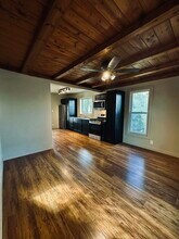 1005 Broadway Ave, Unit 3 in Mattoon, IL - Foto de edificio - Building Photo