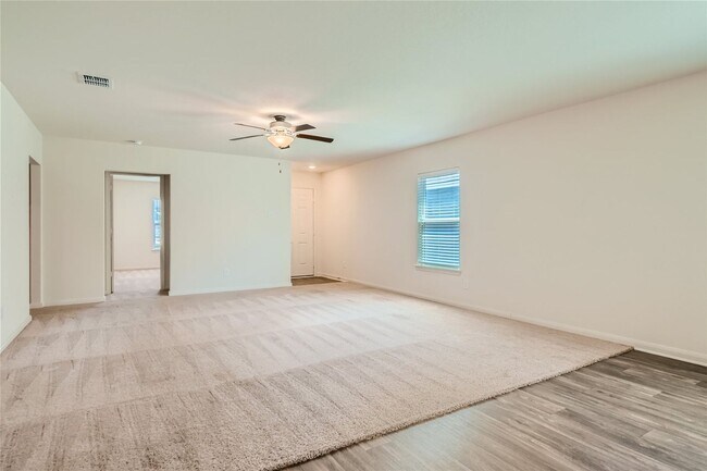 7317 Lazy Cyn in San Antonio, TX - Building Photo - Building Photo