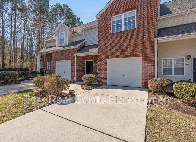 285 Plaza Dr in Chapel Hill, NC - Building Photo - Building Photo