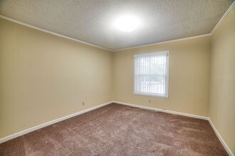 Patriot Place Apartments in Florence, SC - Building Photo - Building Photo