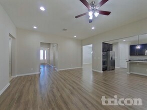 3525 Chandler Estates Dr in Apopka, FL - Building Photo - Building Photo