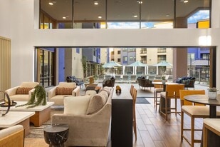 Alta Goodyear in Goodyear, AZ - Building Photo