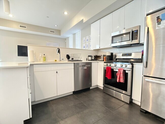 18 Greylock Rd, Unit 1