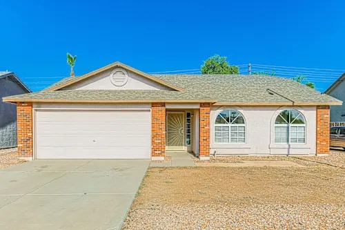 property at 504 N Hassett