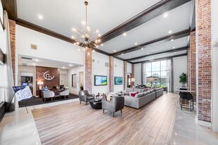 City Heights at College Station in College Station, TX - Building Photo