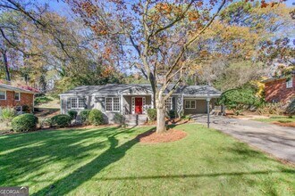 368 Lakemoore Dr NE in Atlanta, GA - Building Photo - Building Photo