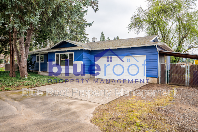 15010 SE Linden Ln in Milwaukie, OR - Building Photo