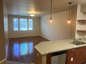 131 Lighthouse Avenue - Monterey in Monterey, CA - Building Photo - Building Photo