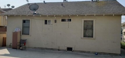 322 W 12th St in San Pedro, CA - Building Photo - Building Photo