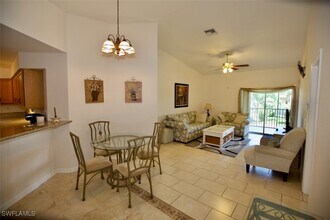 12515 McGregor Blvd in Ft. Myers, FL - Building Photo - Building Photo