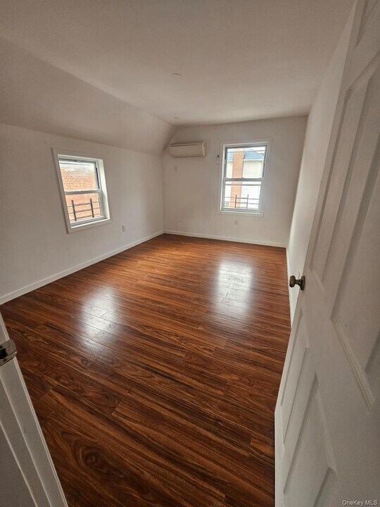 3141 Kingsbridge Terrace in Bronx, NY - Building Photo
