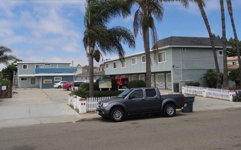 Ebb Tide Apartments in Imperial Beach, CA - Building Photo - Building Photo