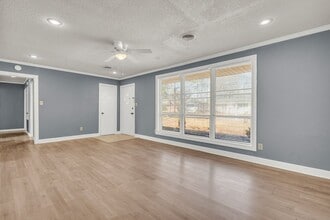 2303 Lafayette St in Tupelo, MS - Building Photo - Building Photo