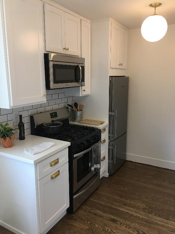 821 Westmount Dr in West Hollywood, CA - Building Photo - Building Photo