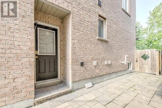 310 Golden Forest Rd in Vaughan, ON - Building Photo - Building Photo