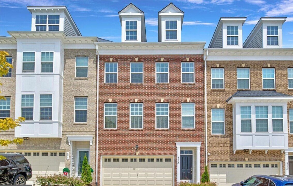 4014 Winding Waters Terrace in Upper Marlboro, MD - Building Photo